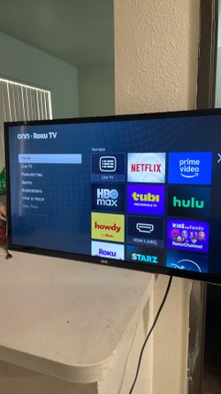 LIKE NEW!! 32 inch ROKU TV