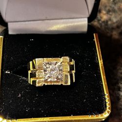 Men’s 14kt Diamond Ring 