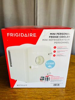 Mini 6 pack refrigerator