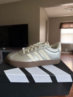 Adidas VL Court 3.0 sneakers
