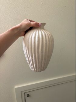 Ceramic fluted vase