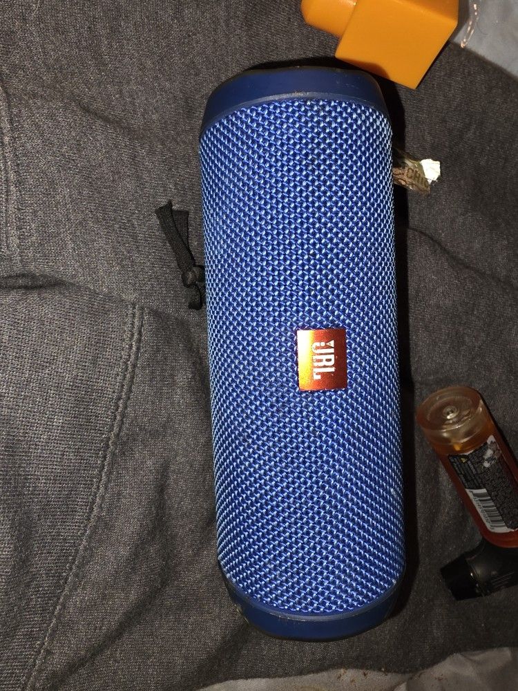 JBL4  SPEAKER
