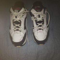 Nike Air Monarch Size 9.5
