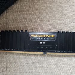 CORSAIR - VENGEANCE LPX 16GB (2x8GB) DDR4 3200MHz C16 UDIMM Desktop Memory - Black