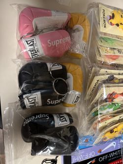 Supreme Boxing Glove Keychains