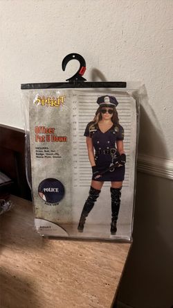Women’s police officer costume