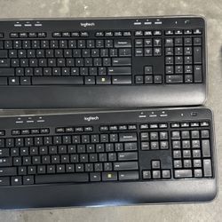 Logitech MK520 Wireless Keyboard and Mouse