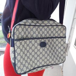 Authentic Vintage Gucci Interlocking GG Monogram Supreme Sherry Web Ophidia Shoulder Bag