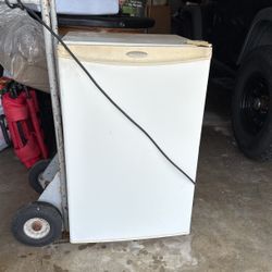 Mini fridge FREE!!