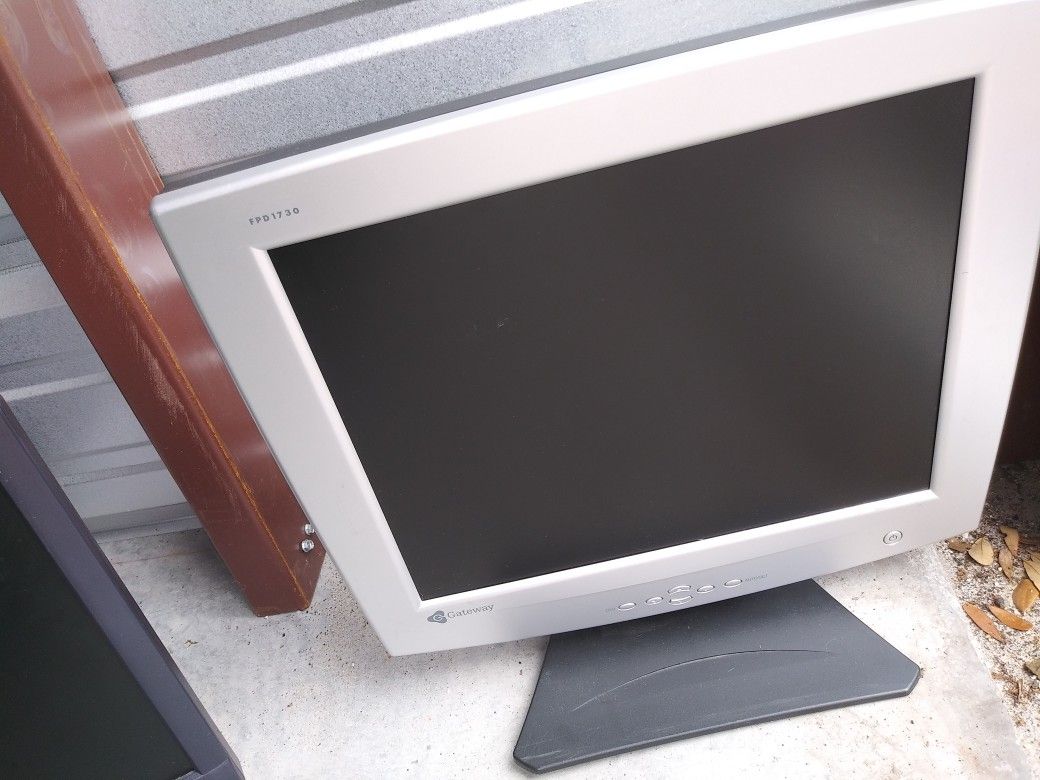 Free computer monitors.