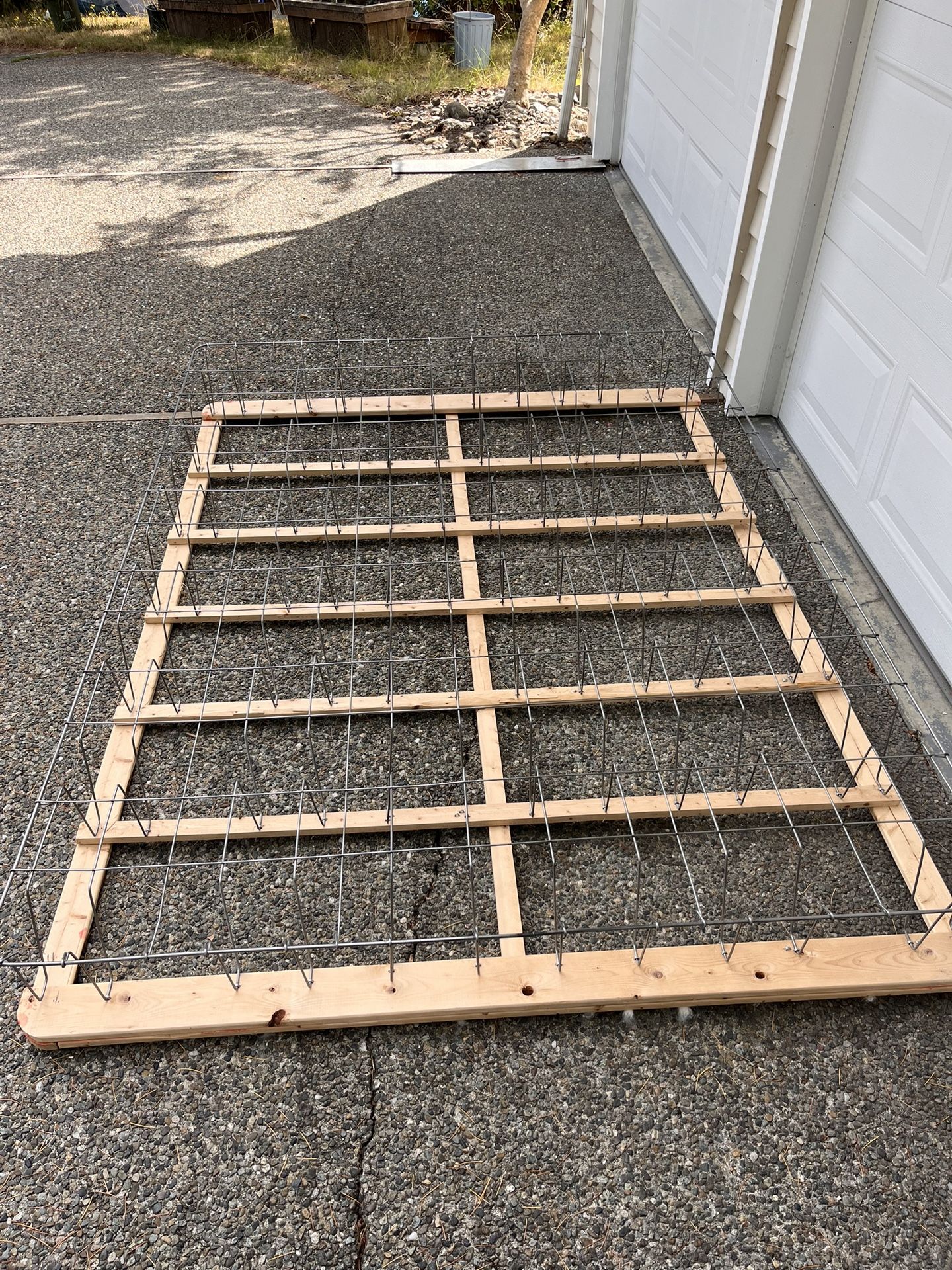 Broke Queen Size Box Spring