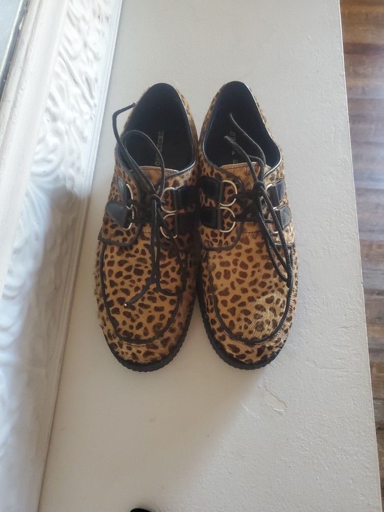 9.5 W Leopard Print Creepers UK underground