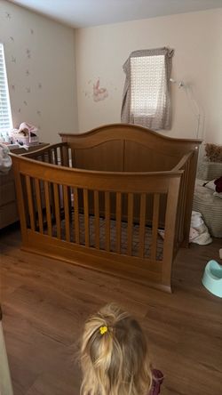 Solid Wood Convertible Baby Crib – Natural Wood Finish