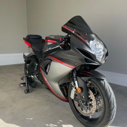 2025 Suzuki GSX-R 600