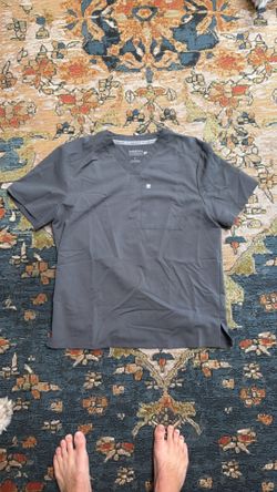 Men’s Scrubs
