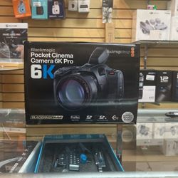 Blackmagic Pocket Cinema Camera 6K Pro