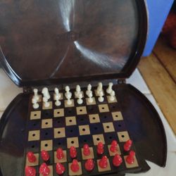  Unique Small Portable Chess ♟️ set Complete 32 Pieces 