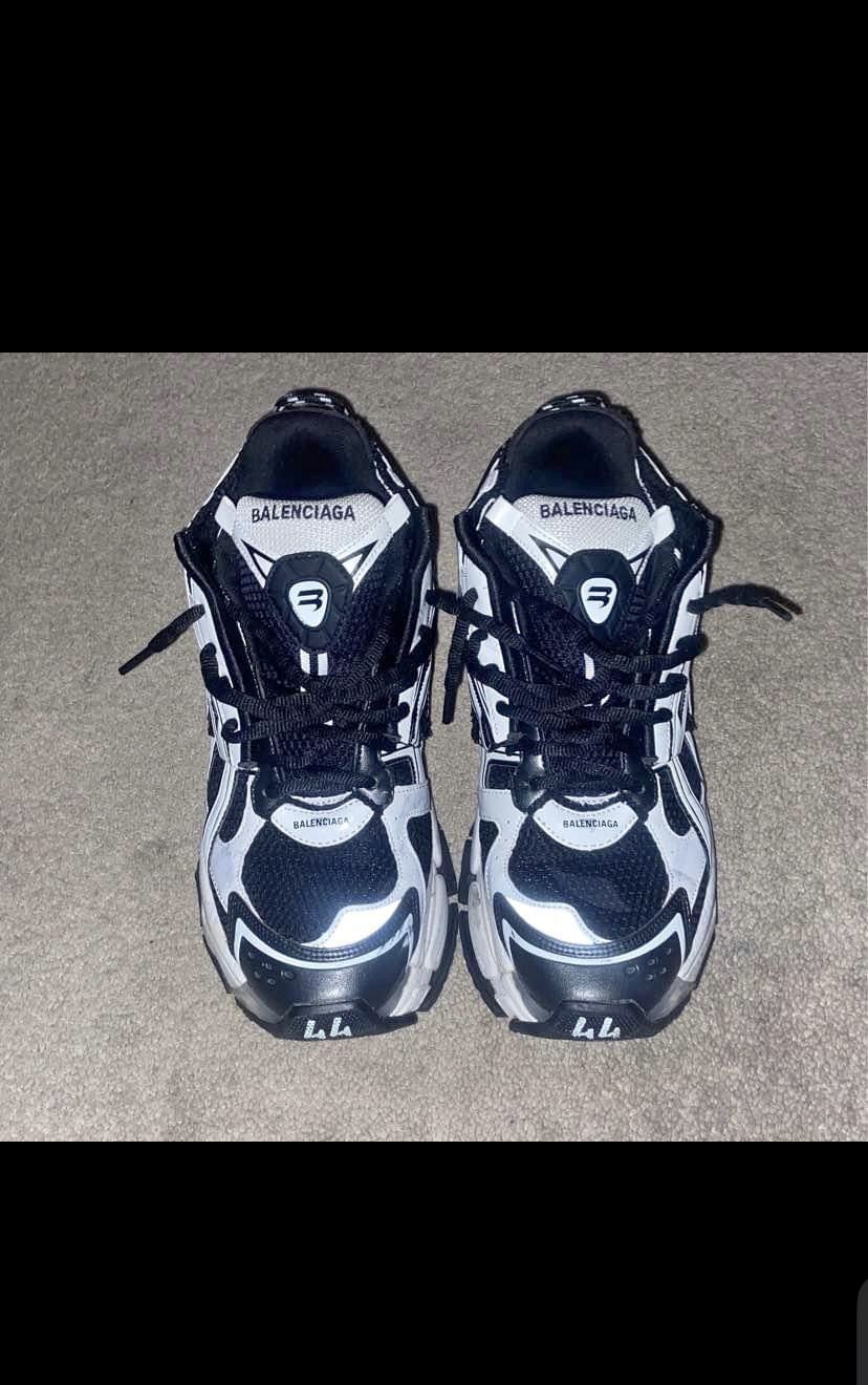 Balenciaga Size 10