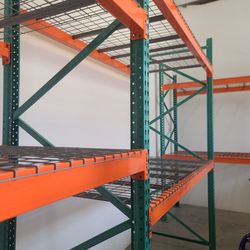 Pallet rack