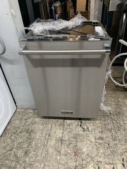 Viking 2020 dishwasher in stainless steel new