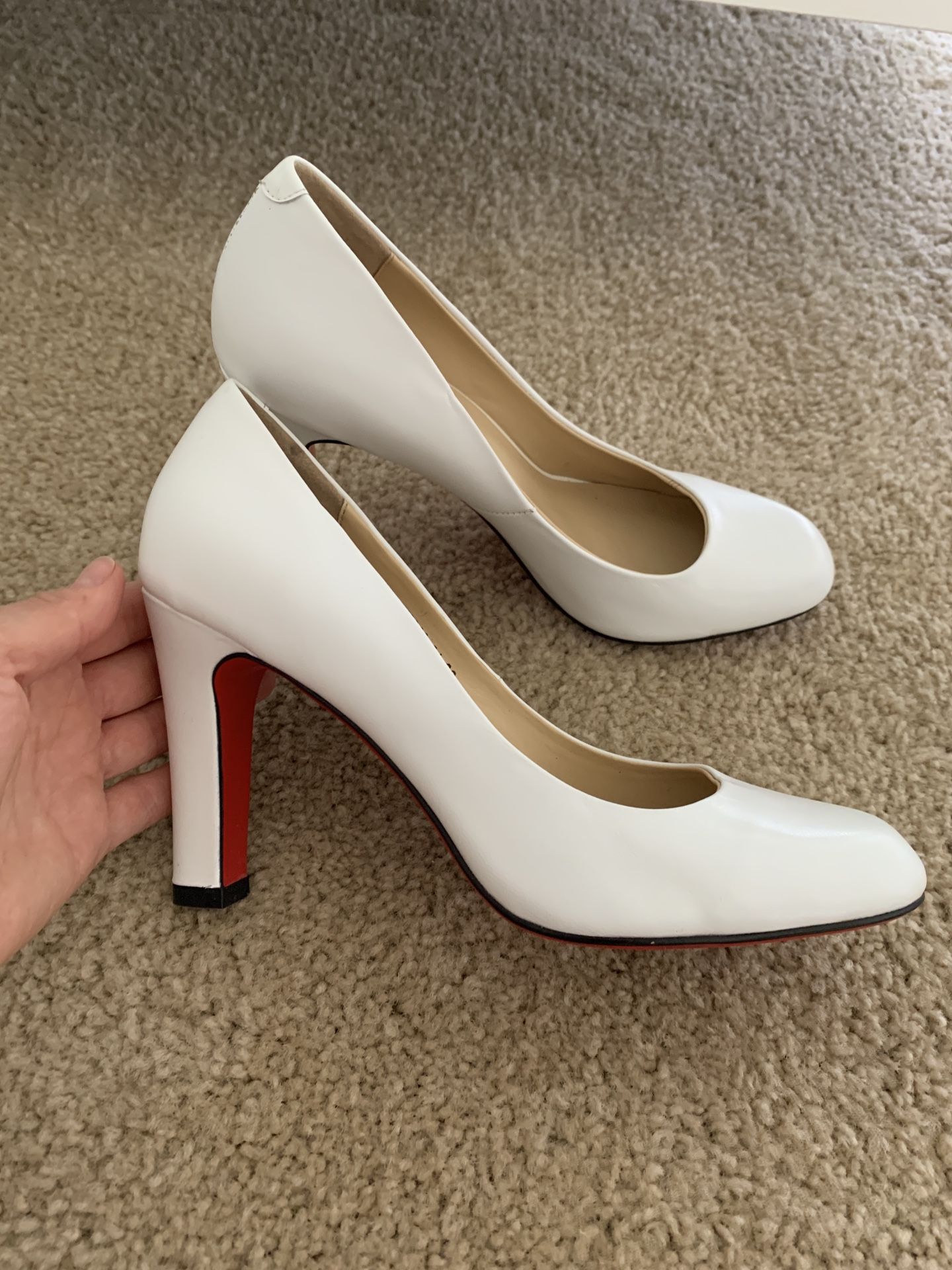 Wedding shoes for women