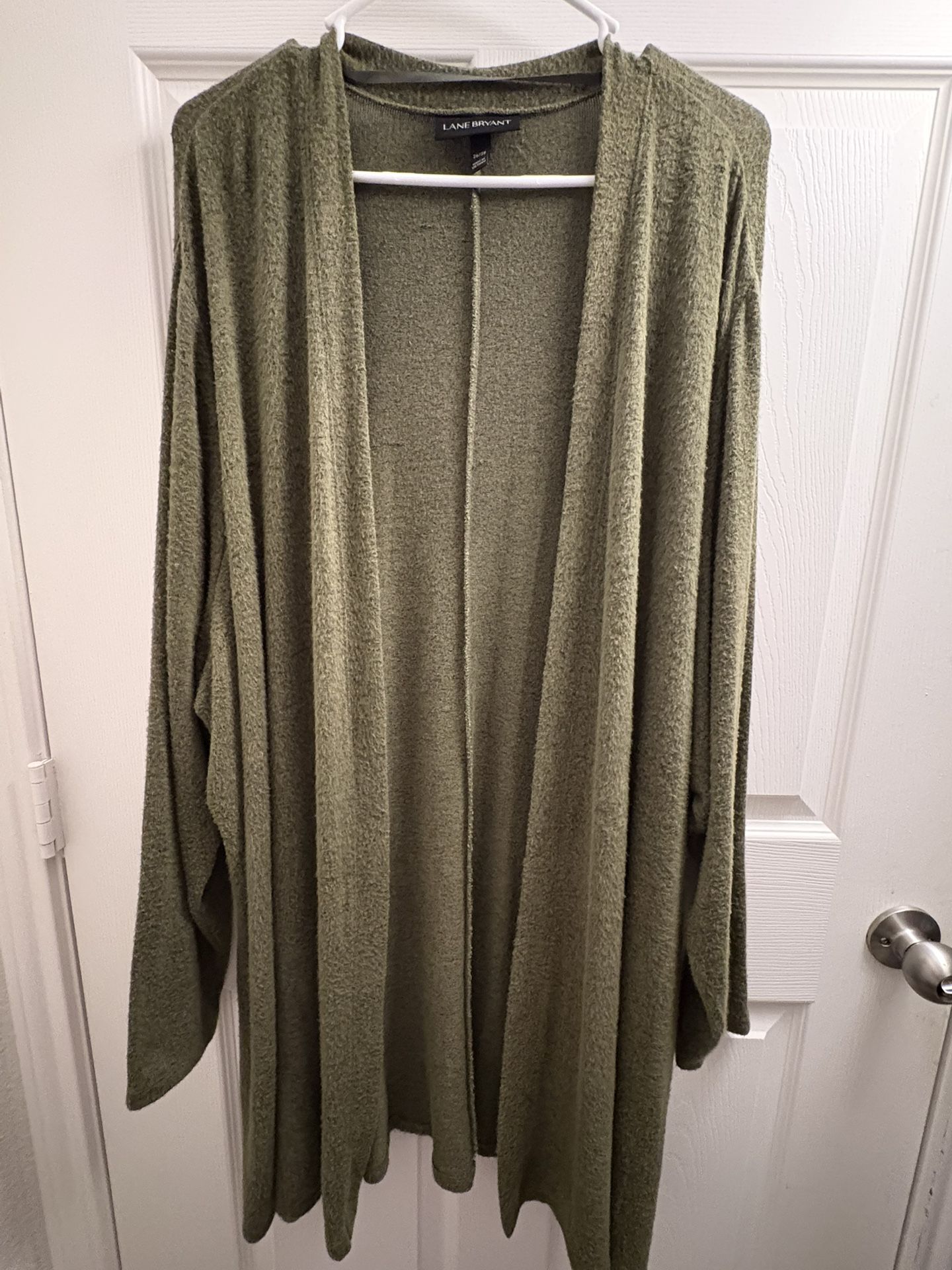 Size 26/28 Women’s Plus Size Olive Green Cardigan 