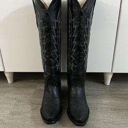 Botas