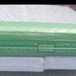 Queen bed pillow top can deliver new