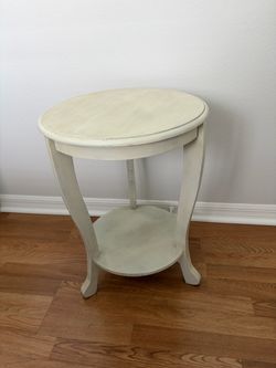 Accent Table