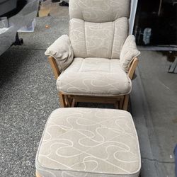 Gliding Rocker with Gliding Ottoman