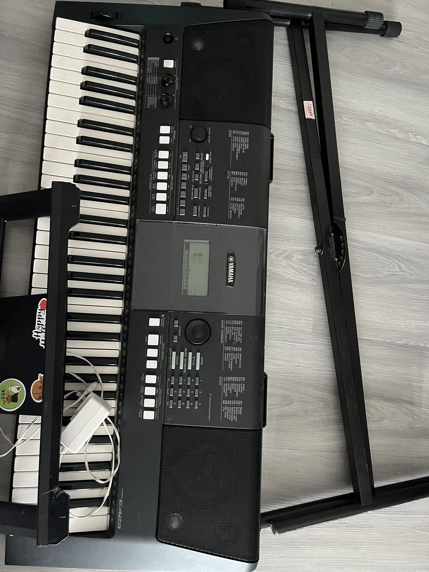 Yamaha Piano With Stand 100% Work