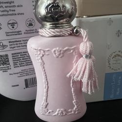 Delina Perfume