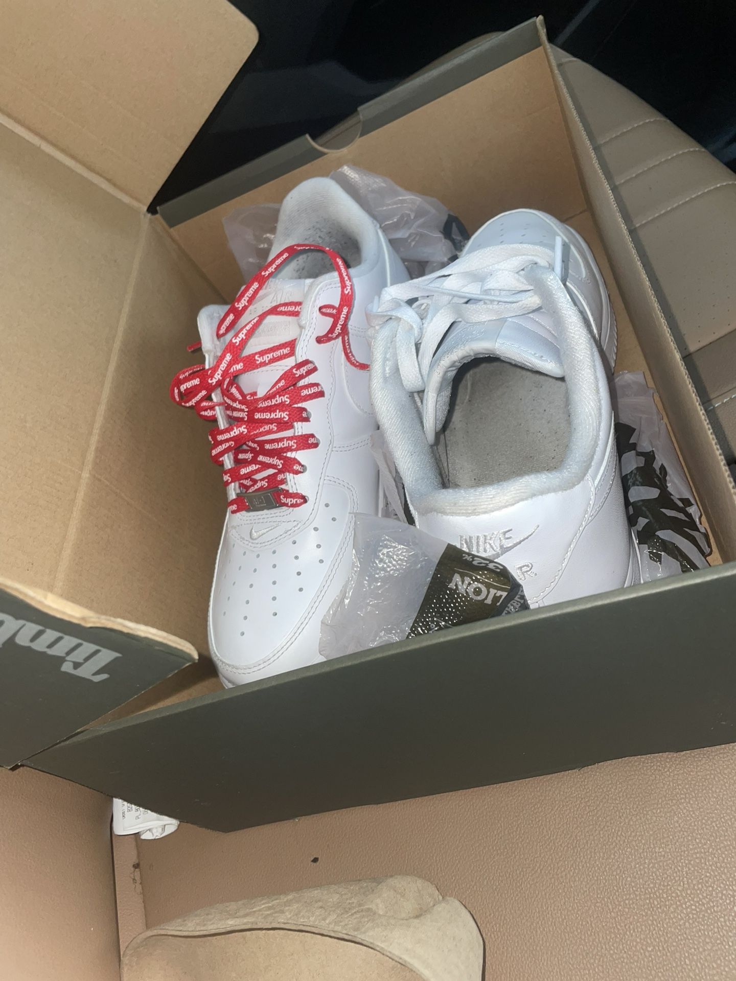 Supreme Forces Size 9