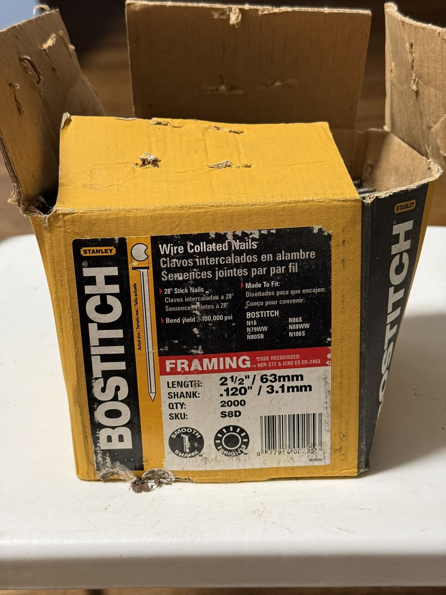 Stanley Bostitch Wire Collated Framing Nails Smooth Shank Length 2/12in  Box Mostly Full