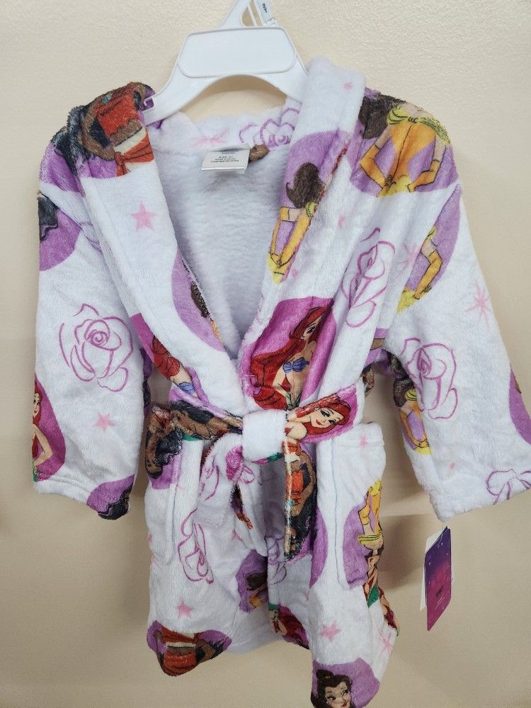 Kids clothing