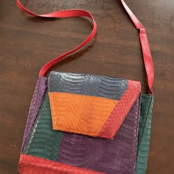 Great condition beautiful color block purse