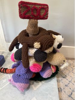 Crochet zoo animal stacking set