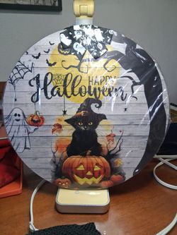 Wood oval Halloween sign