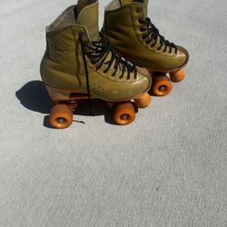 Golden Horse Skates(throw Offer)