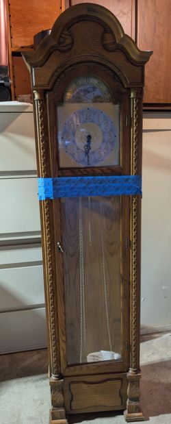 Colonial Of Zeeland Mid-1970 vintage grandfather clock