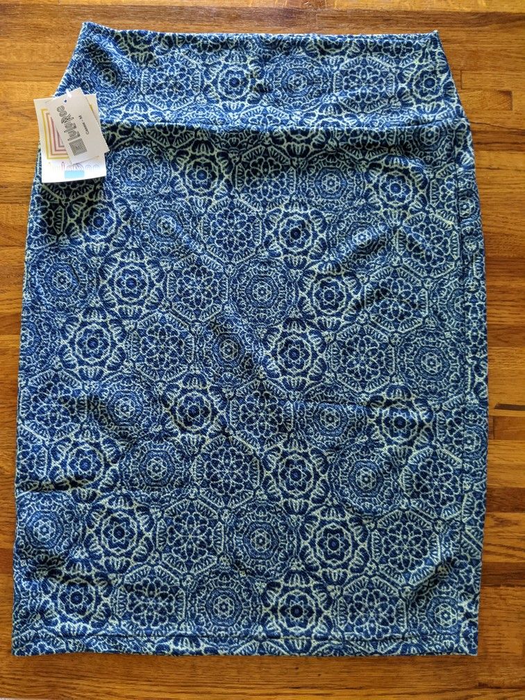 LuLaRoe Cassie Skirt