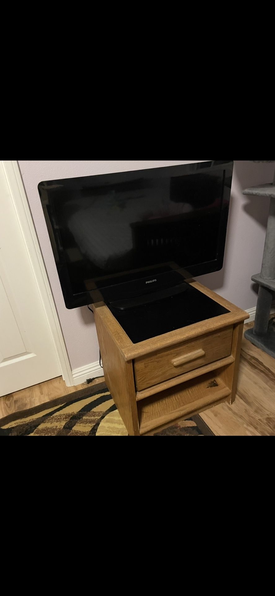 32”Phillips Flat Screen 📺 TV For Kids Video Games Extra TV and Nightstand With Drawer and Storage Space Underneath 