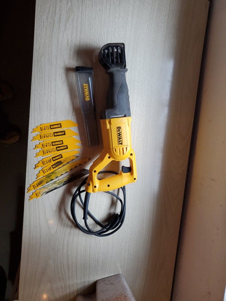 Dewalt Reciprocating Saw