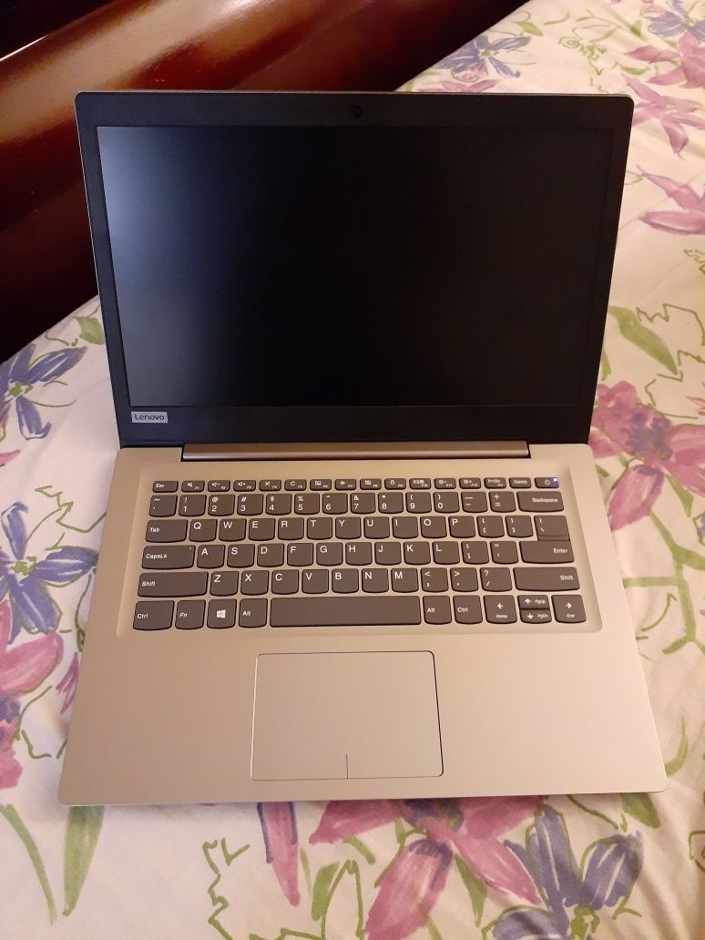 Lenovo 14 inch Laptop Like New