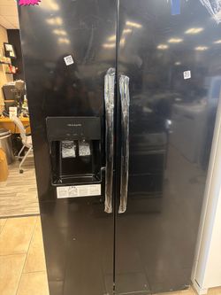Frigidaire side by side fridge black