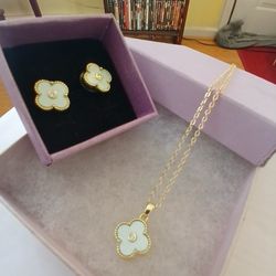 Clover Necklaces & Earing Set