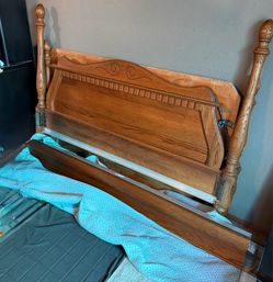 Beautiful Appalachian Oak California King headboard and bed frame
