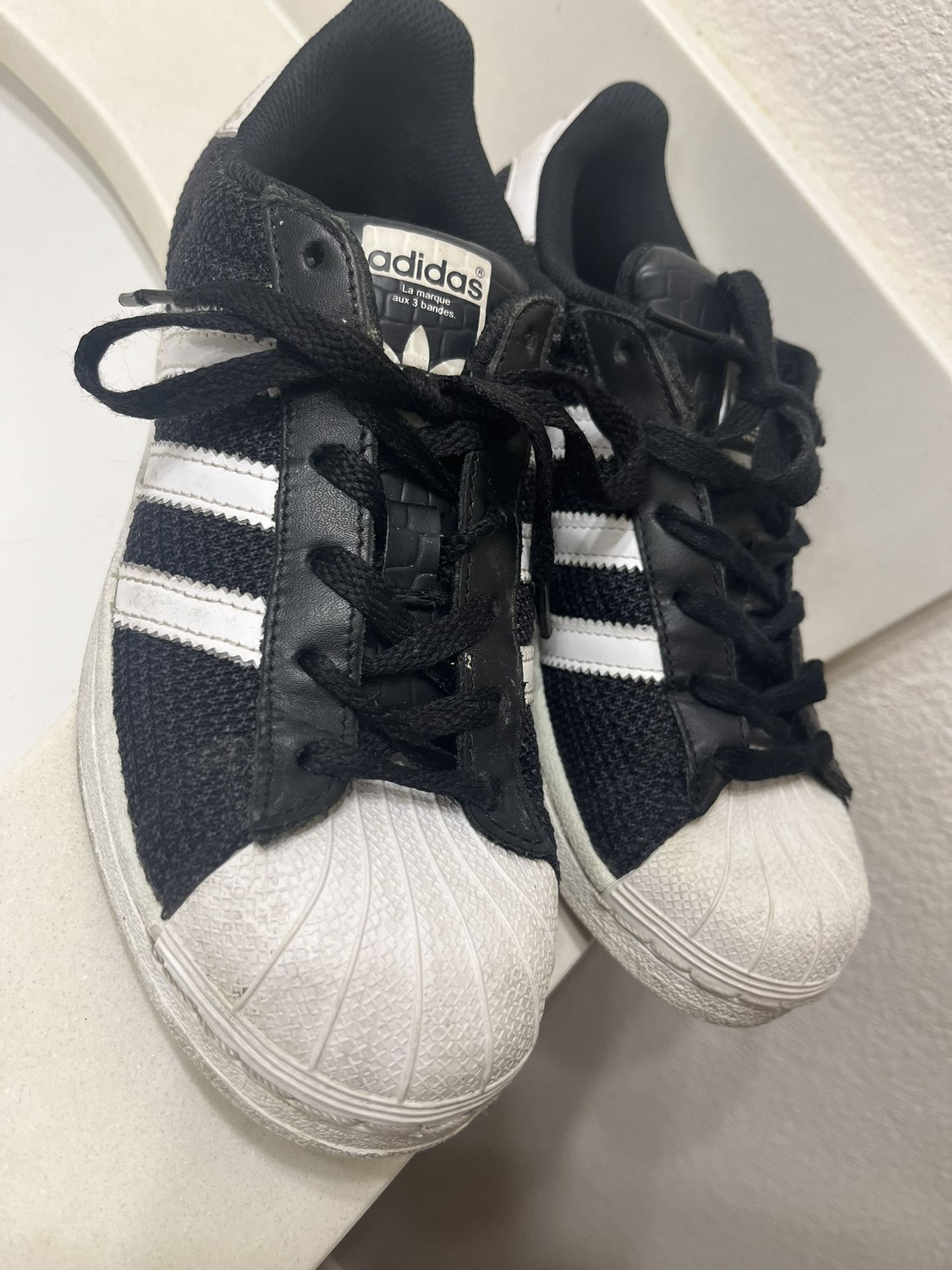 Adidas Tennis Shoes Black White Superstar for Sale in Upland, CA - OfferUp