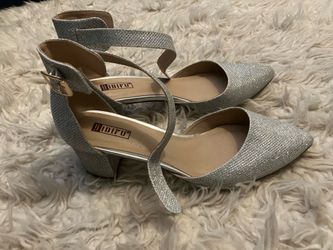 Glittery pointy heels