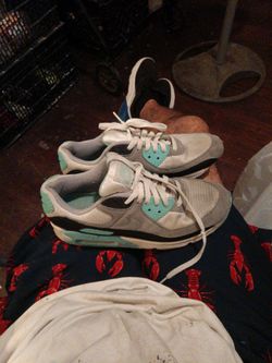 Nike Air Maxs